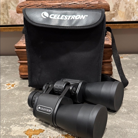 Celestron eclipse smart Black Binoculars with Case - Picture 1 of 11